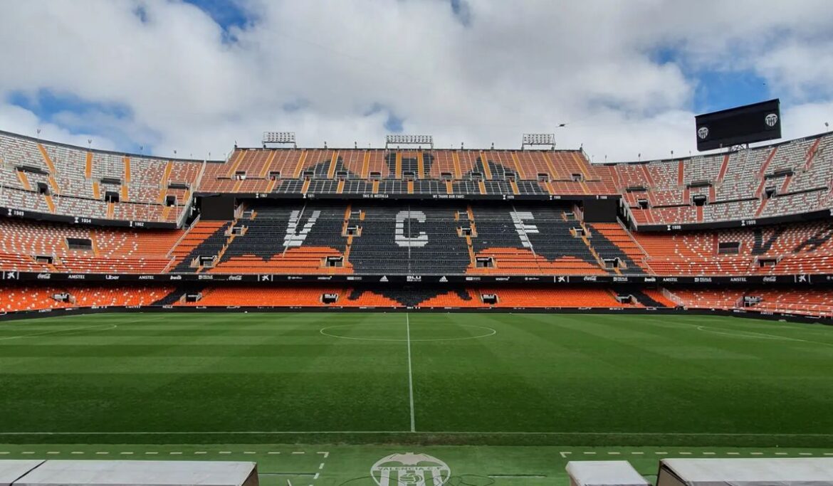 Aplazados los partidos de esta jornada del Valencia CF y el Levante UD, por el trágico incendio